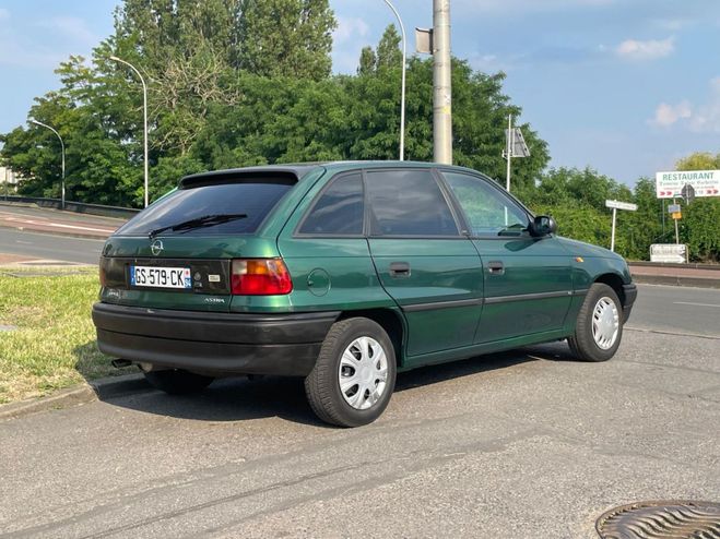 Opel Astra OPEL ASTRA 57500KMS PAIEMENT en 3 ou 4 o VERT de 1996