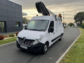  Voir détails -Renault Master FOURGON FGN L2H2 NACELLE 3.5t 2.3 dCi 13 à Quimper (29)