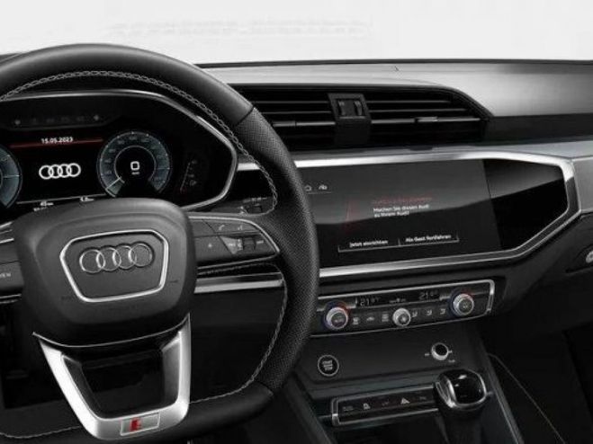 Audi Q3 45 TFSIe 245 ch S tronic 6 S line Gris de 2024