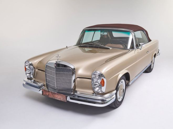 Mercedes 280 SE W111 Tunis Beige de 1969