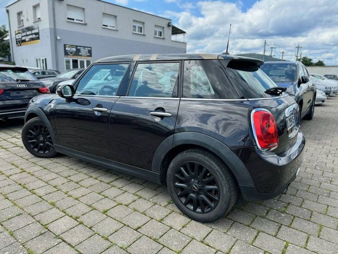 Mini One 3 (F55) 5 Portes Cooper 1.5 i 12V 136 cv MARRON FONCE de 2015