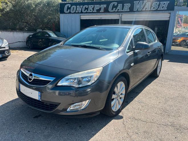 Opel Astra 1.7 cdti 110cv connect pack Autre de 2012