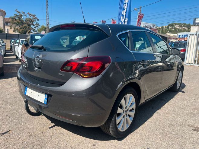 Opel Astra 1.7 cdti 110cv connect pack Autre de 2012