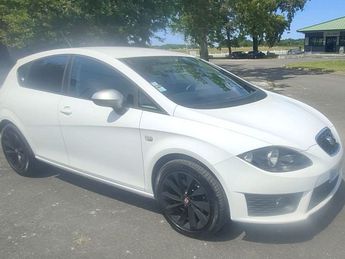  Voir détails -Seat Leon 2.0 TDI 170 FR à Yvrac (33)