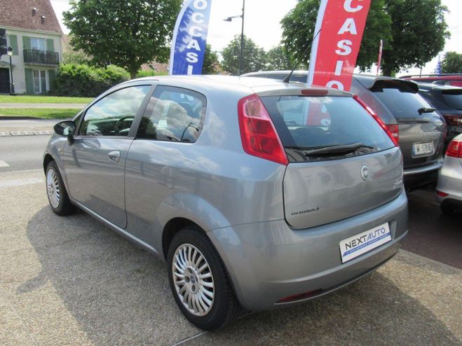 Fiat Grande Punto 1.2 8V 65CH DYNAMIC 3P Gris Fonce de 2006