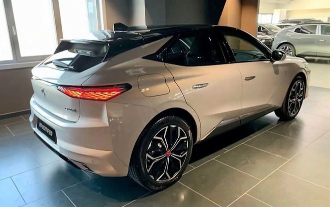 Citroen DS 4 BlueHDi 130 Aut. Performance Line Gris de 2022