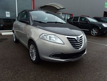  Voir détails -Lancia Ypsilon 1.2 8V ELEFANTINO PACK 5P à Savires (10)