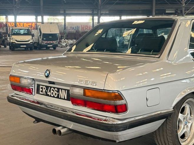 BMW Serie 5 525 i collection garantie  de 1981