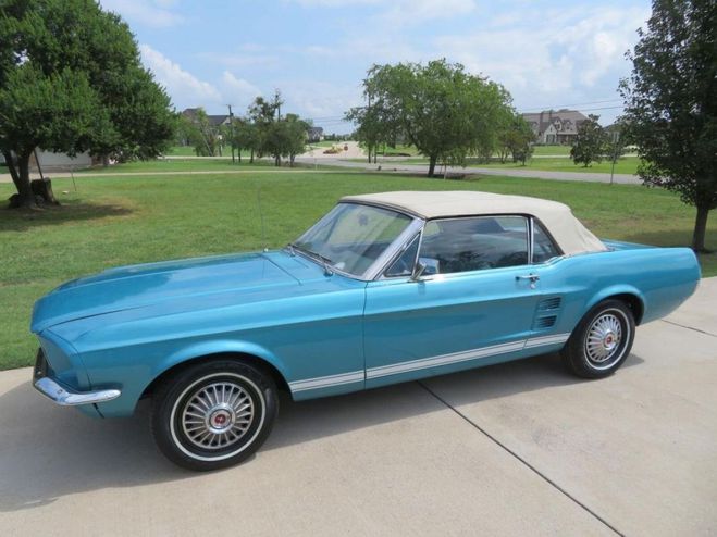 Ford Mustang cabriolet v8 matching number Bleu Azur Mtallis de 1967