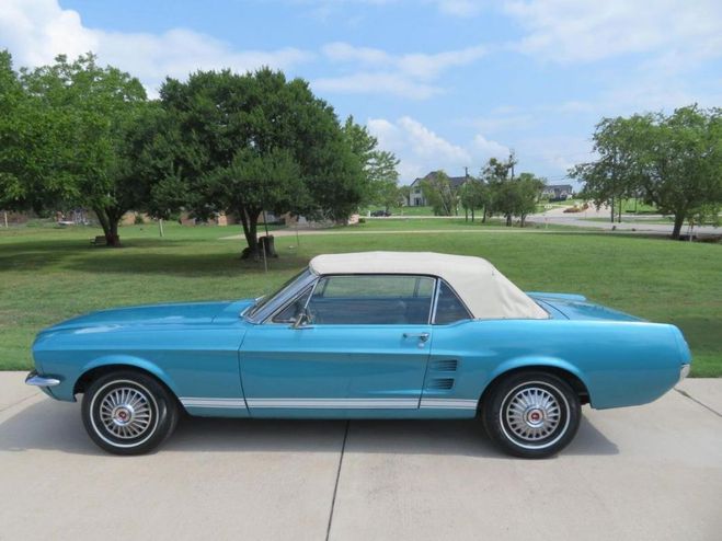 Ford Mustang cabriolet v8 matching number Bleu Azur Mtallis de 1967