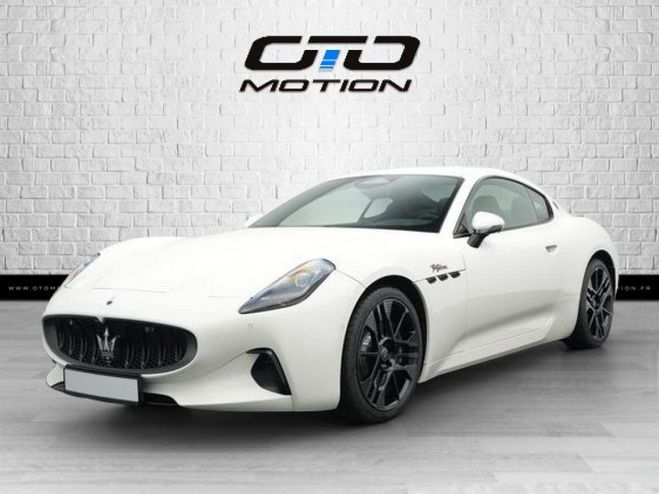 Maserati Gran Turismo 560 kW 761 ch Folgore Blanc mtallis de 2024