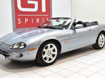  Voir détails -Jaguar XK8 4.0 cabriolet à   La Boisse (01)