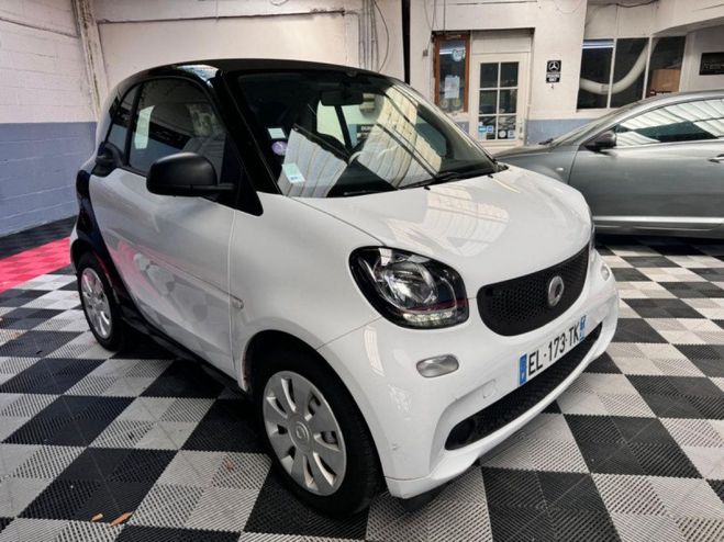 Smart Fortwo COUPE 61CH PURE Blanc de 2017