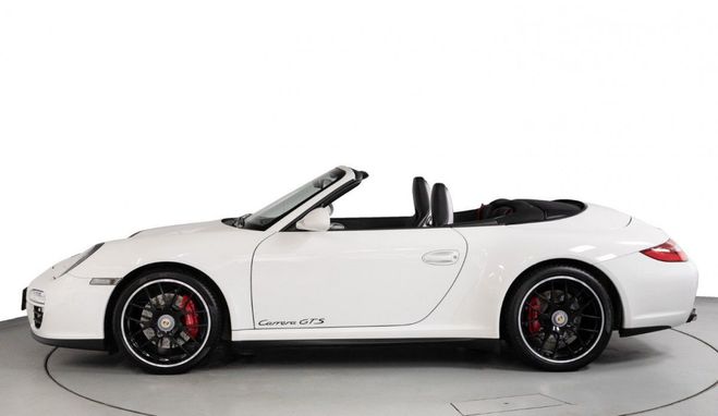 Porsche 911 997 Carrera GTS Cabrio SportChrono Garan blanc de 2000