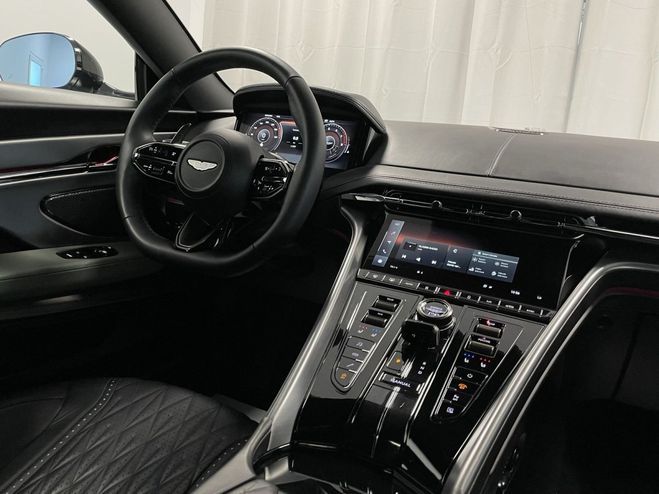 Aston martin DB12 Coup� Aluminite Silver Aluminite Silver de 2023