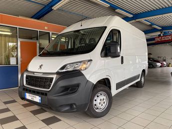  Voir détails -Peugeot Boxer 2.0 Blue HDI Confort Pack Clim à Sallaumines (62)
