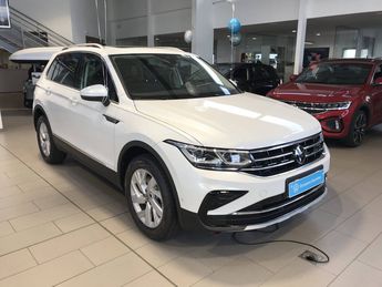  Voir détails -Volkswagen Tiguan 1.4 eHybrid 245ch DSG6 Elegance à Saint-Maximin (60)