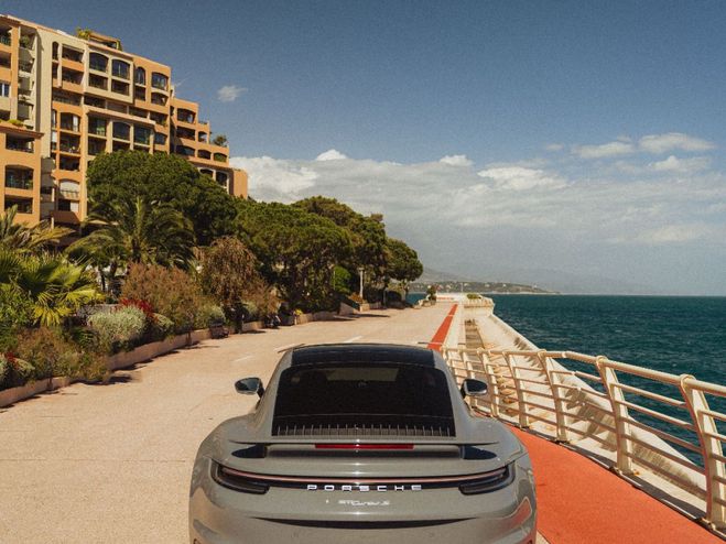Porsche 911 Turbo S Gris de 2024