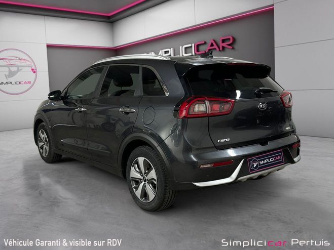 Kia Niro 1.6 GDi Hybride 141 ch DCT6 Design Gris Nacre de 2018