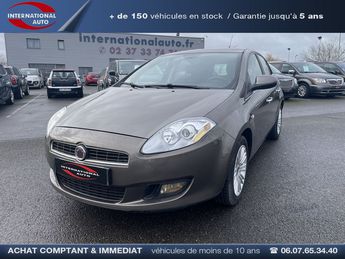  Voir détails -Fiat Bravo 1.6 MULTIJET 16V 105CH DPF EMOTION à Auneau (28)