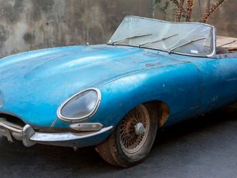  Voir détails -Jaguar E-Type XKE Series I Flat Floor Roadster With a  à  Le Havre (76)