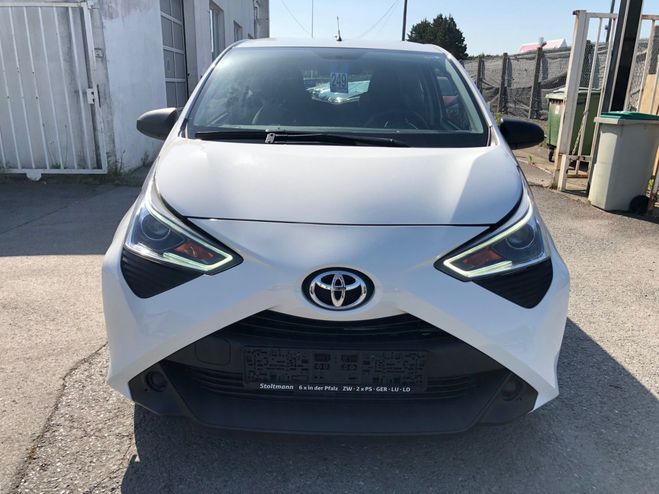 Toyota Aygo Aygo 1.0 VVT-i x Blanc de 2020