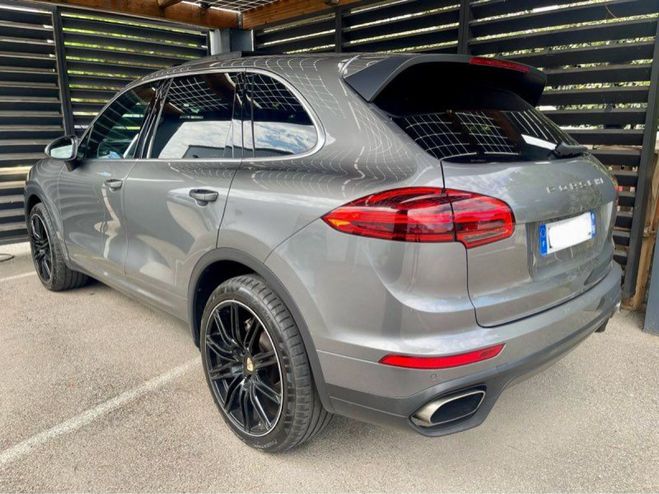 Porsche Cayenne 3.0 v6 262 ch platinium dition pdk toit Gris de 2015