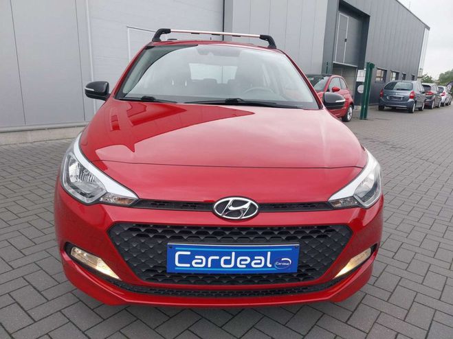 Hyundai I20 1.4 CRDi--GPS-CAMERA-BLUETOOTH-GARANTIE. Rouge de 
