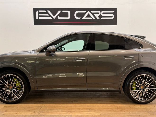 Porsche Cayenne Coup 3.0 462 E-HYBRID / Camra 360 / P Gris de 2020