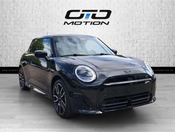  Voir détails -Mini Cooper Electric SE 218 ch Finition JCW à Dieudonn (60)