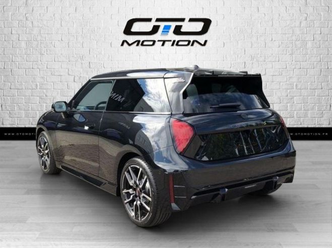 Mini Cooper Electric SE 218 ch Finition JCW Noir mtallis de 2024