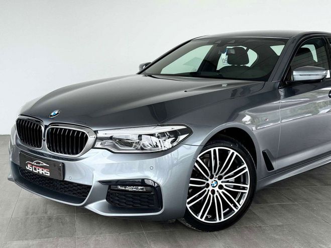 BMW Serie 5 518 dA BERLINE PACKM 1ERPRO STEPTRONIC C Gris de 2019