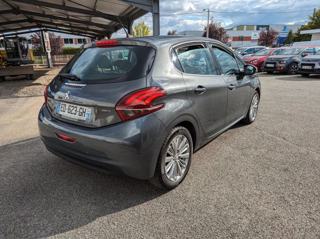 Peugeot 208 allure 1.6 blue hdi 100, gps, android au Autre de 2016