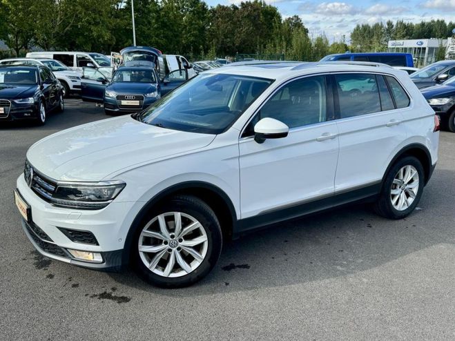 Volkswagen Tiguan 2.0 TDI 150 CH DSG7 CARAT Blanc de 2017