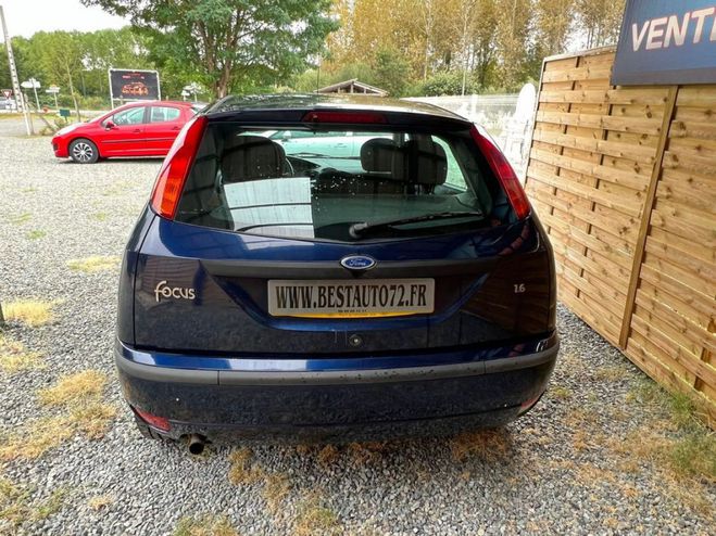 Ford Focus 1.6i 100CH Ambiente Autre de 2003