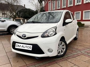  Voir détails -Toyota Aygo 2014 à Wittelsheim (68)