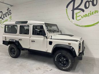  Voir détails -Land rover Defender 110 Crew cab Mark IV à Saint-Barthlemy-d'Anjou (49)