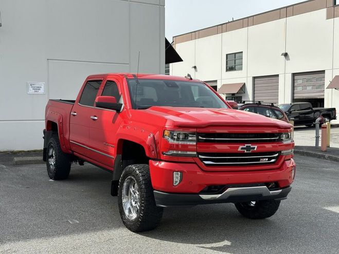 Chevrolet Silverado ltz 6.2l crew cab 4wd tout compris hors  Rouge de 2017