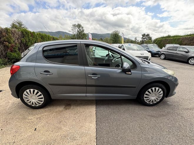 Peugeot 207 1.4 TRENDY 5P GRIS F de 2007