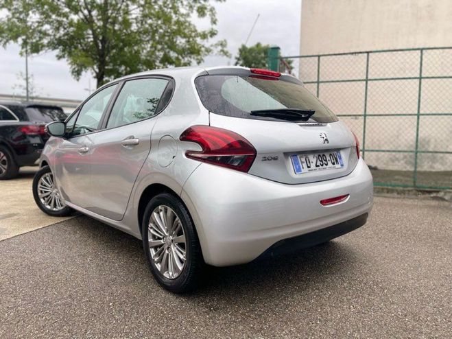 Peugeot 208 1.2 82ch Allure 48.900 Kms Gris de 2018