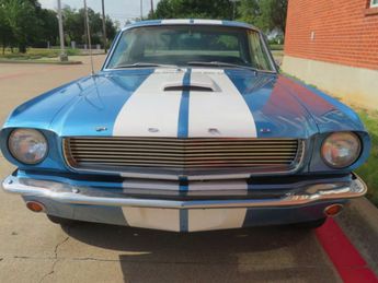 Voir détails -Ford Mustang COUPE V8 à  Le Havre (76)