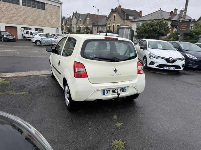 Renault Twingo 1.2i LEV - 75 + ATTELAGE JAUNE CLAIR de 2011
