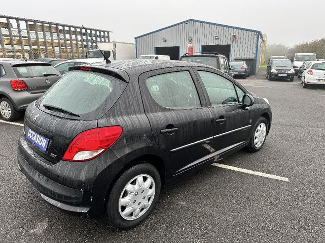 Peugeot 207  1.4 HDi 70ch  Urban Move  NOIR de 2011