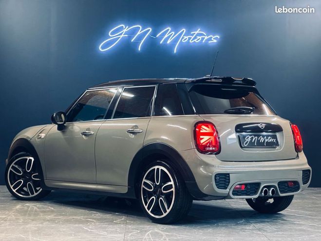 Mini One iii (f55) 2.0 cooper s 192 finition jcw  Gris de 2018