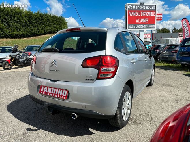 Dacia Sandero II 1.5 Dci 90Ch Stepway Prestige Bleu de 2013
