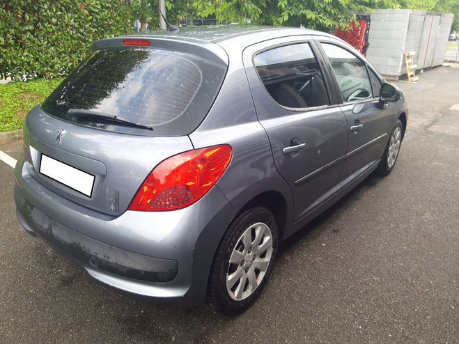 Peugeot 207 1.4 hdi TRENDY 5 PORTES 4 CVX Gris anthracite de 2008