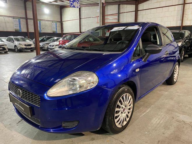 Fiat  Grande Punto  1.2 8v 65ch Dynamic 3p BLEU CLAIR de 2009