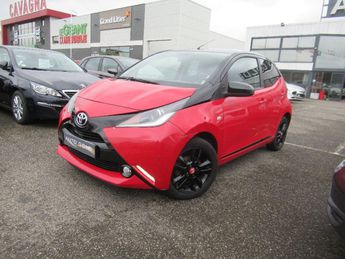  Voir détails -Toyota Aygo 1.0 VVT-i 69 Ch 5 portes Clim Regulateur à Aubire (63)