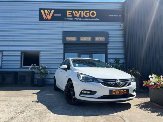 Opel Astra GENERATION-V 1.4 T 150 DYNAMIC Blanc de 2019