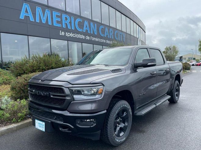 Dodge Ram 1500 CREW BIGHORN BACK COUNTRY Gris de 2022